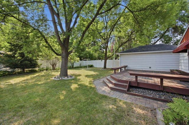 1208 18th Street S, Moorhead, MN 56560