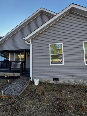 918 Shallowford Rd. Road, Chattanooga, TN 37411