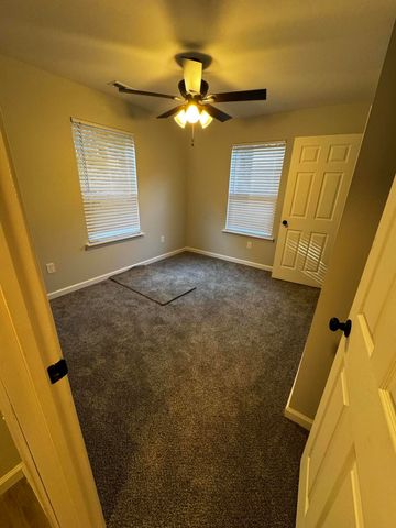 918 Shallowford Rd. Road, Chattanooga, TN 37411