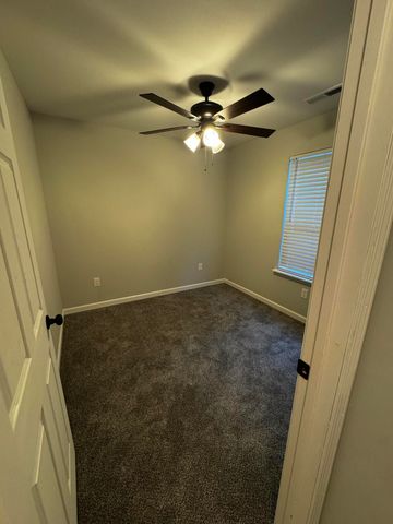 918 Shallowford Rd. Road, Chattanooga, TN 37411