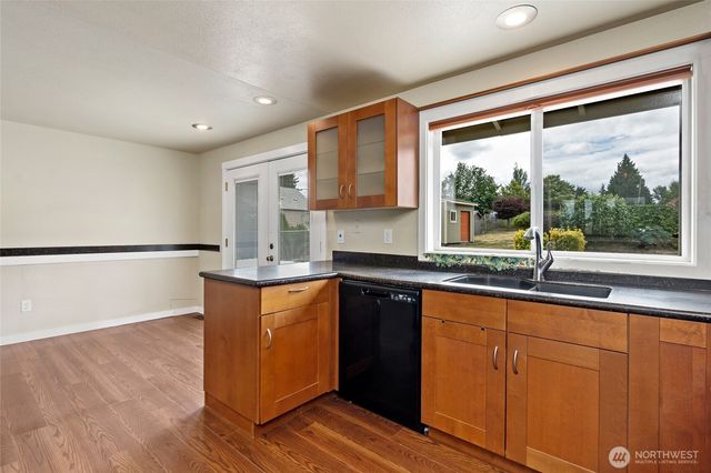 10717 SE 211th Street, Kent, WA 98031