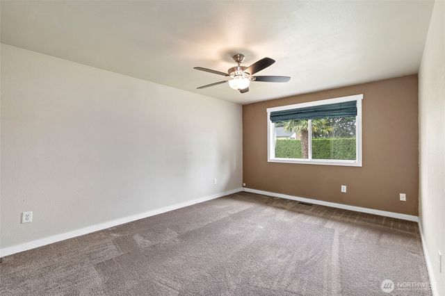 10717 SE 211th Street, Kent, WA 98031