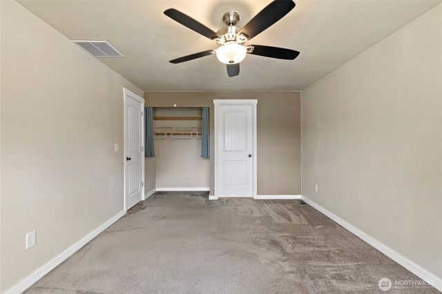 10717 SE 211th Street, Kent, WA 98031