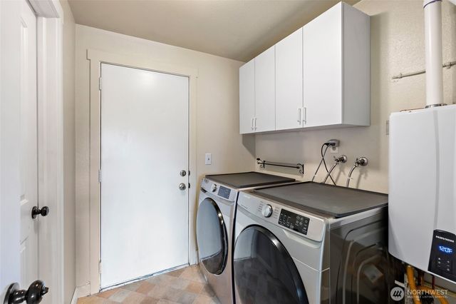 10717 SE 211th Street, Kent, WA 98031