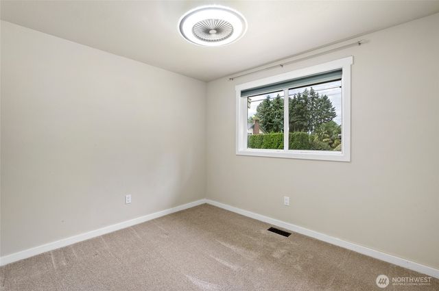 10717 SE 211th Street, Kent, WA 98031