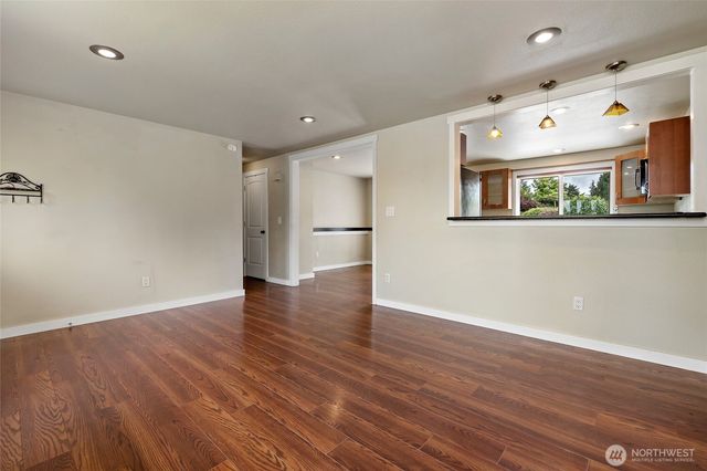 10717 SE 211th Street, Kent, WA 98031