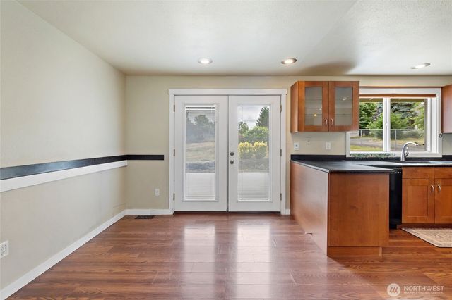 10717 SE 211th Street, Kent, WA 98031