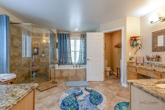 7449 Brentwood Lane, Gurnee, IL 60031