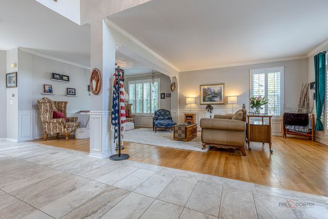 7449 Brentwood Lane, Gurnee, IL 60031