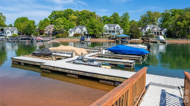 119 Topsail Place, Mooresville, NC 28117