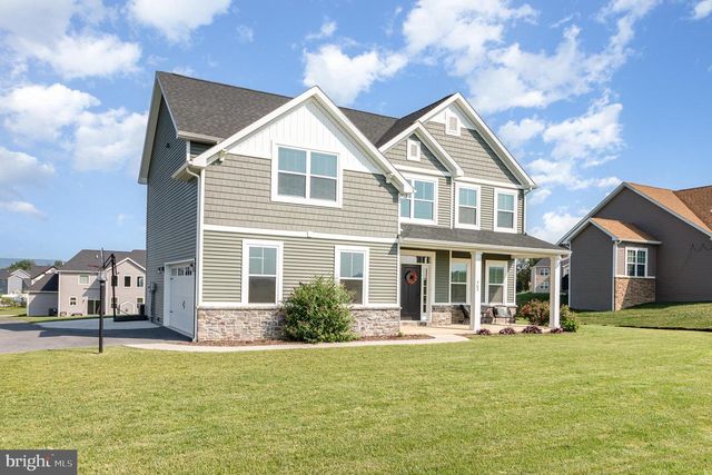 465 WINCHESTER DRIVE, Chambersburg, PA 17202