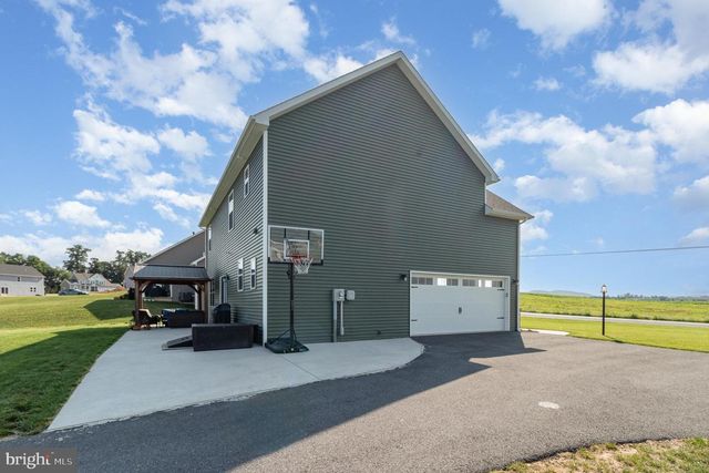 465 WINCHESTER DRIVE, Chambersburg, PA 17202