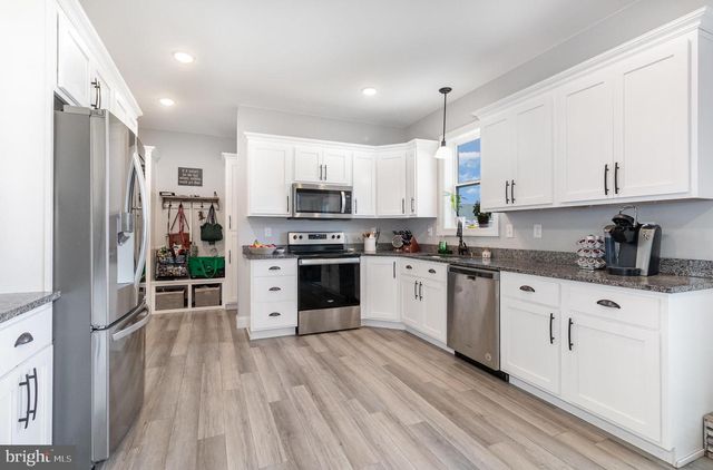 465 WINCHESTER DRIVE, Chambersburg, PA 17202