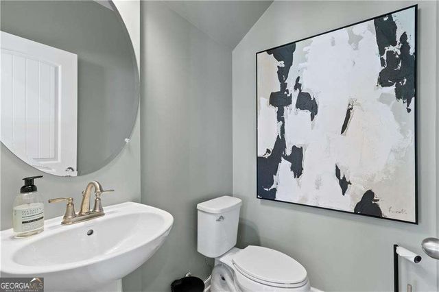 231 Sanctuary Drive, Mcdonough, GA 30253