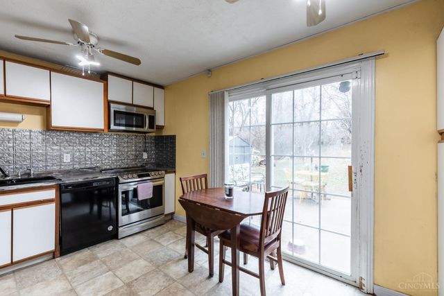 2317 Magdalena Drive, Springfield Twp., OH 45231