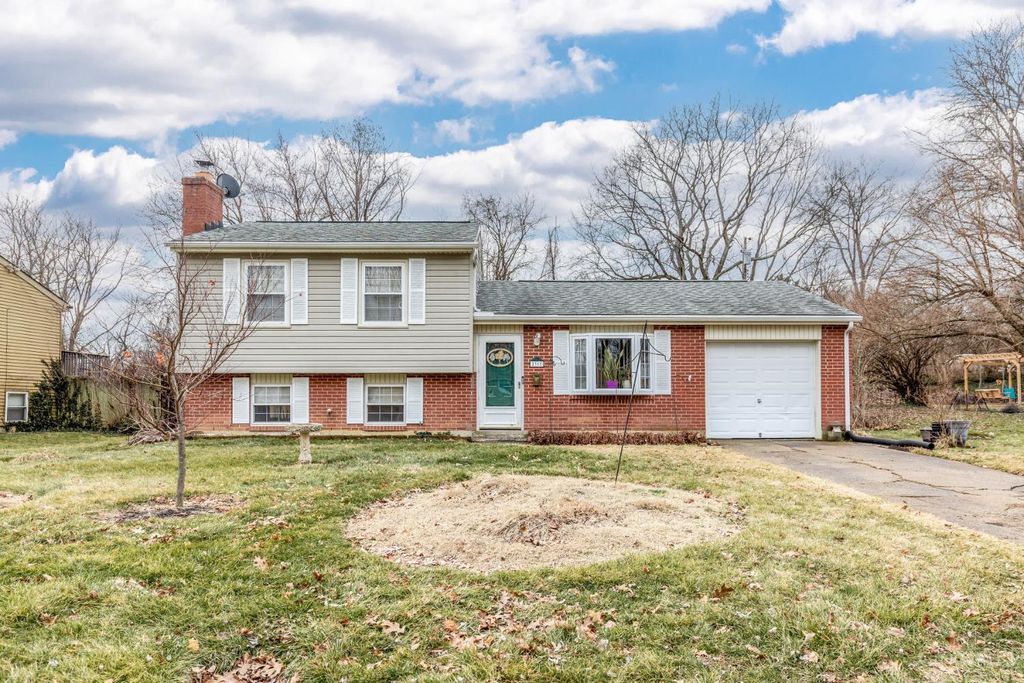 2317 Magdalena Drive, Springfield Twp., OH 45231
