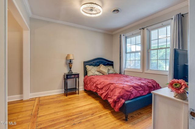 1907 Sinking Creek Road, Johnson City, TN 37604