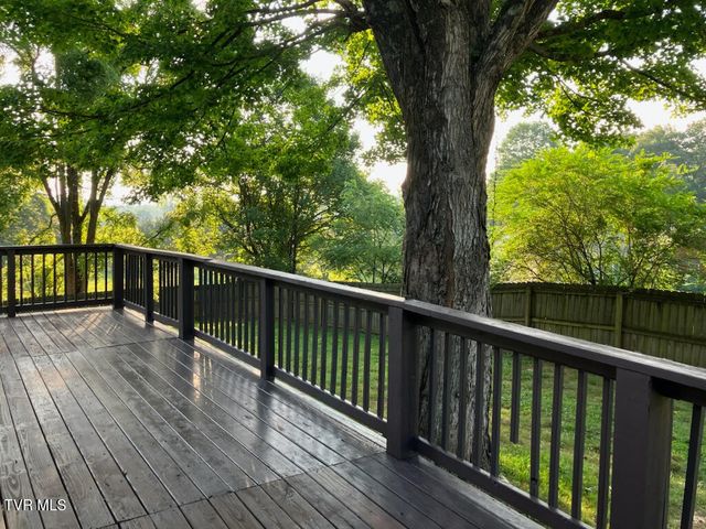 1907 Sinking Creek Road, Johnson City, TN 37604