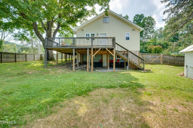 1907 Sinking Creek Road, Johnson City, TN 37604