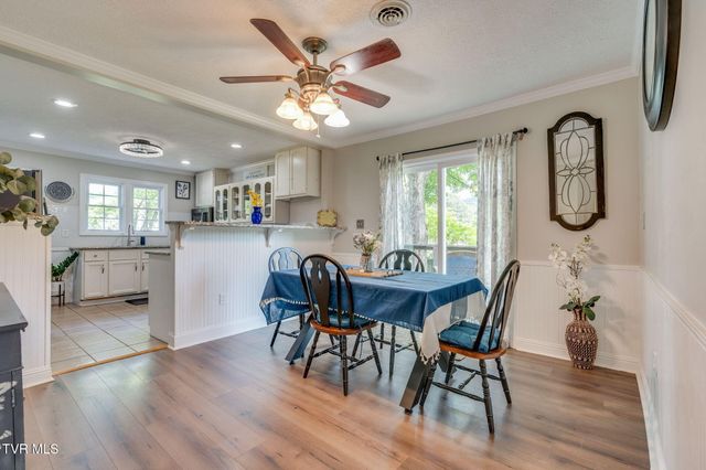1907 Sinking Creek Road, Johnson City, TN 37604