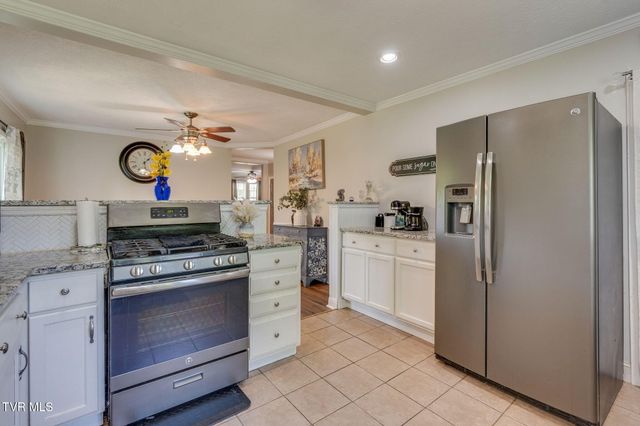 1907 Sinking Creek Road, Johnson City, TN 37604
