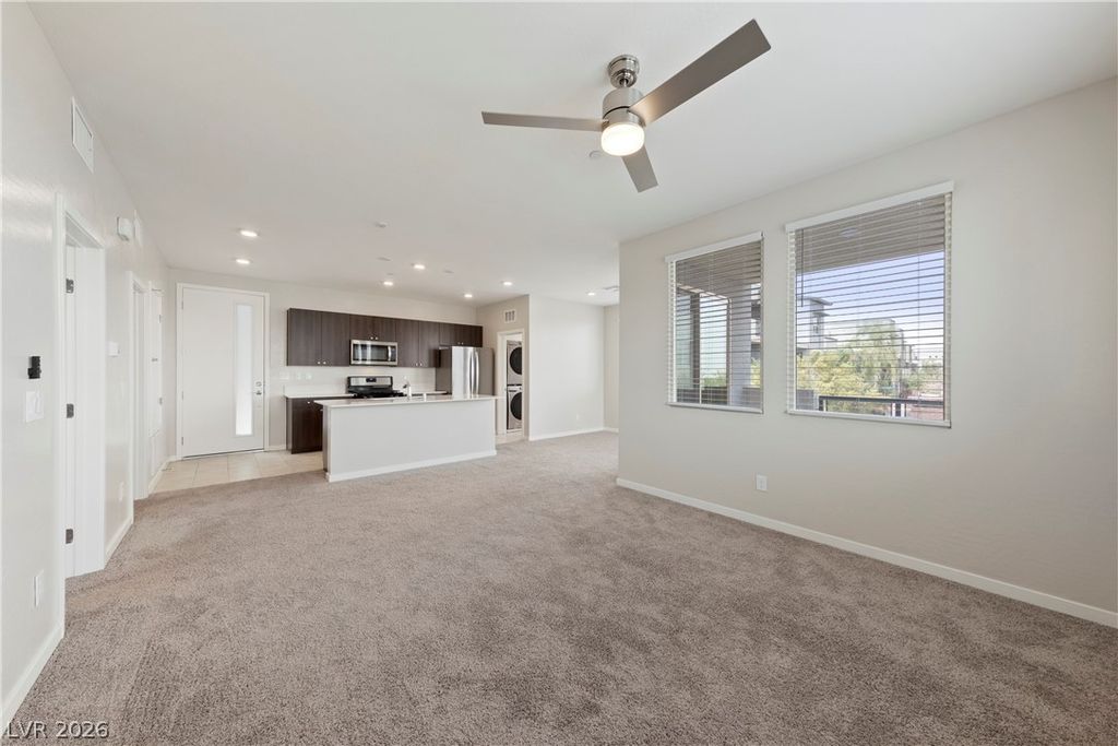 Image 11 of property listing at 11238 Essence Point Avenue 205, Las Vegas, NV 89135