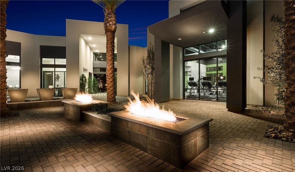 Image 8 of property listing at 11238 Essence Point Avenue 205, Las Vegas, NV 89135