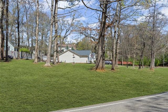 5720 Crow Drive, Cumming, GA 30041