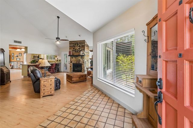 2525 VICTARRA CIRCLE, Lutz, FL 33559