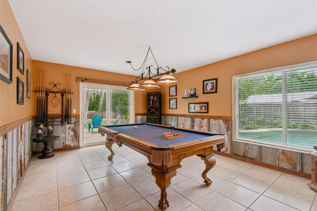 2525 VICTARRA CIRCLE, Lutz, FL 33559