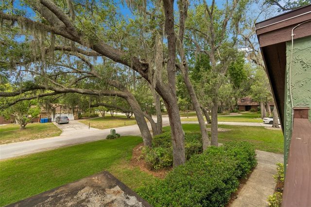 2525 VICTARRA CIRCLE, Lutz, FL 33559
