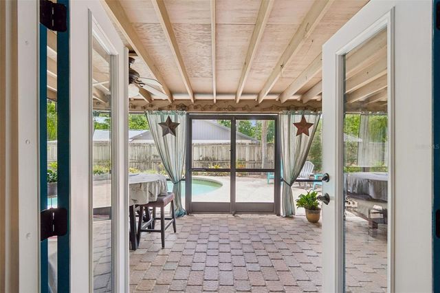 2525 VICTARRA CIRCLE, Lutz, FL 33559