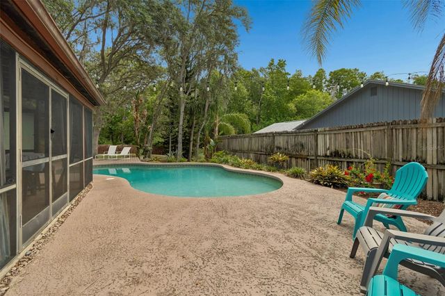 2525 VICTARRA CIRCLE, Lutz, FL 33559