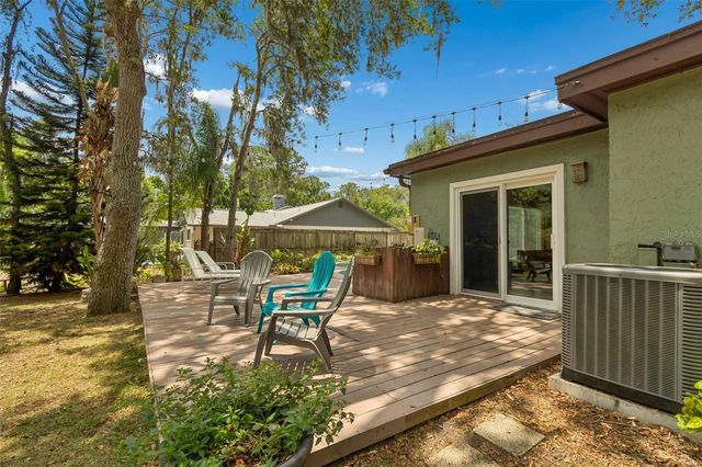 2525 VICTARRA CIRCLE, Lutz, FL 33559