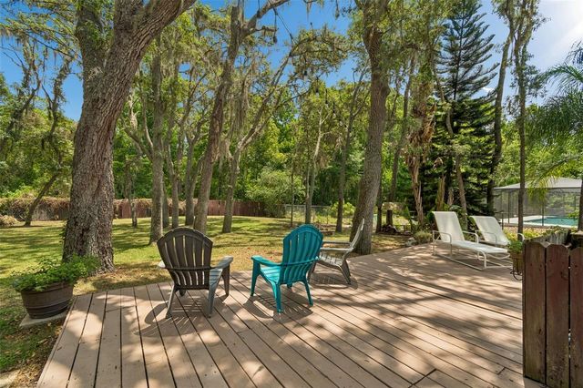 2525 VICTARRA CIRCLE, Lutz, FL 33559