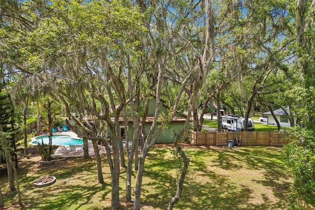 2525 VICTARRA CIRCLE, Lutz, FL 33559