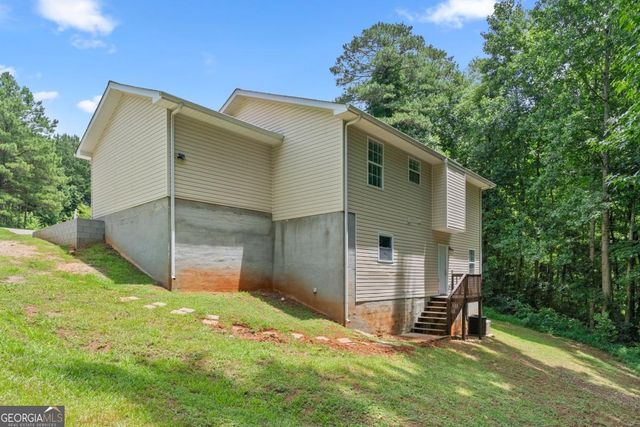 3030 Meadowridge Drive, Gainesville, GA 30507