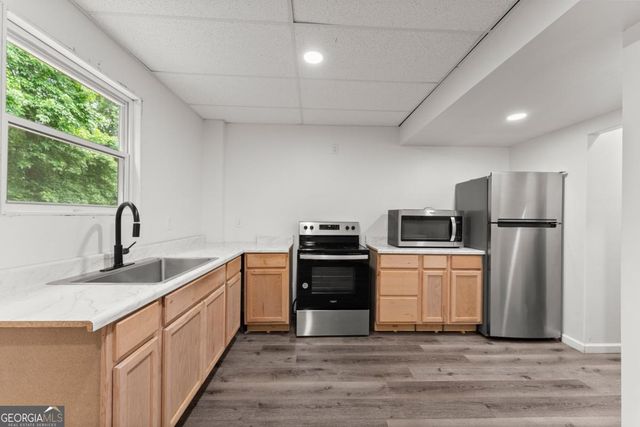 3030 Meadowridge Drive, Gainesville, GA 30507