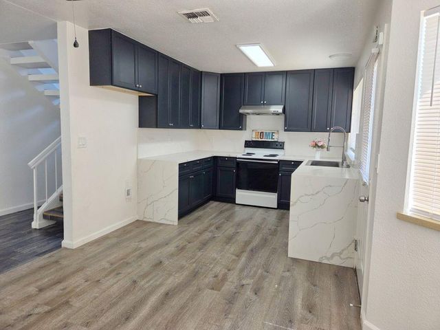 8063 Pegler Way, Sacramento, CA 95823