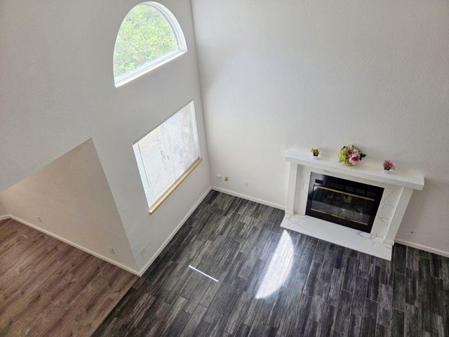 8063 Pegler Way, Sacramento, CA 95823