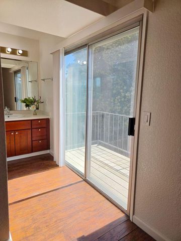 8063 Pegler Way, Sacramento, CA 95823