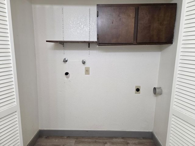 8063 Pegler Way, Sacramento, CA 95823