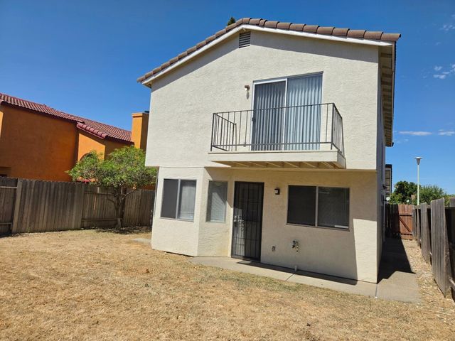 8063 Pegler Way, Sacramento, CA 95823