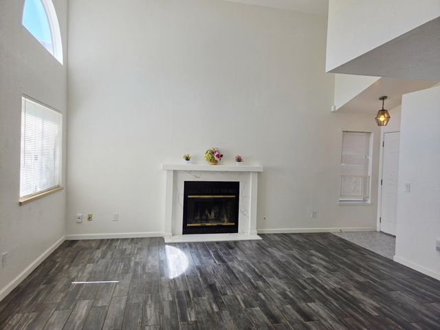 8063 Pegler Way, Sacramento, CA 95823