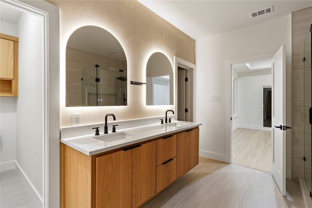 326 Avenue F, Dallas, TX 75203