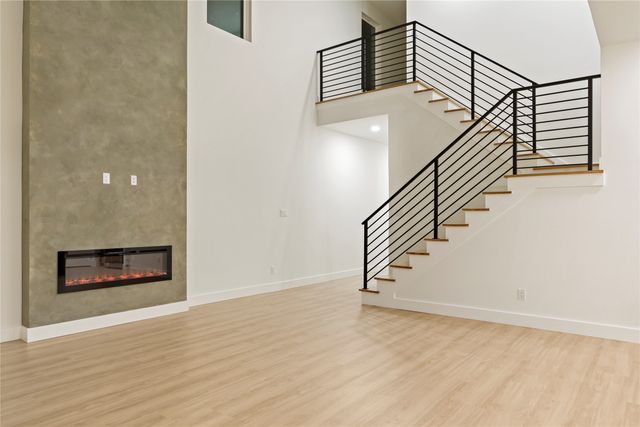 326 Avenue F, Dallas, TX 75203