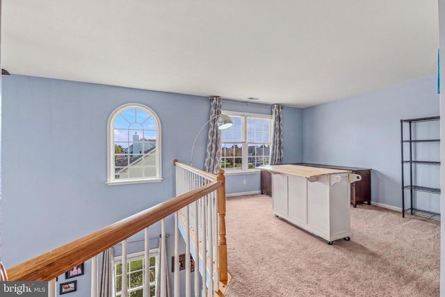 13 CREIGHTON CT, Martinsburg, WV 25404