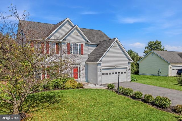 13 CREIGHTON CT, Martinsburg, WV 25404
