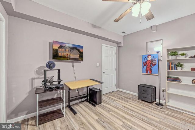 13 CREIGHTON CT, Martinsburg, WV 25404