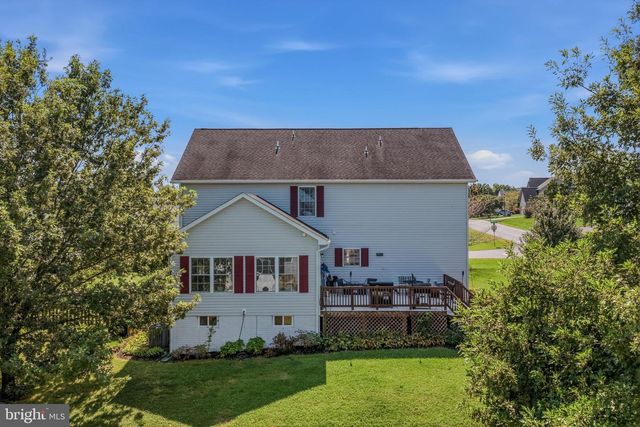13 CREIGHTON CT, Martinsburg, WV 25404